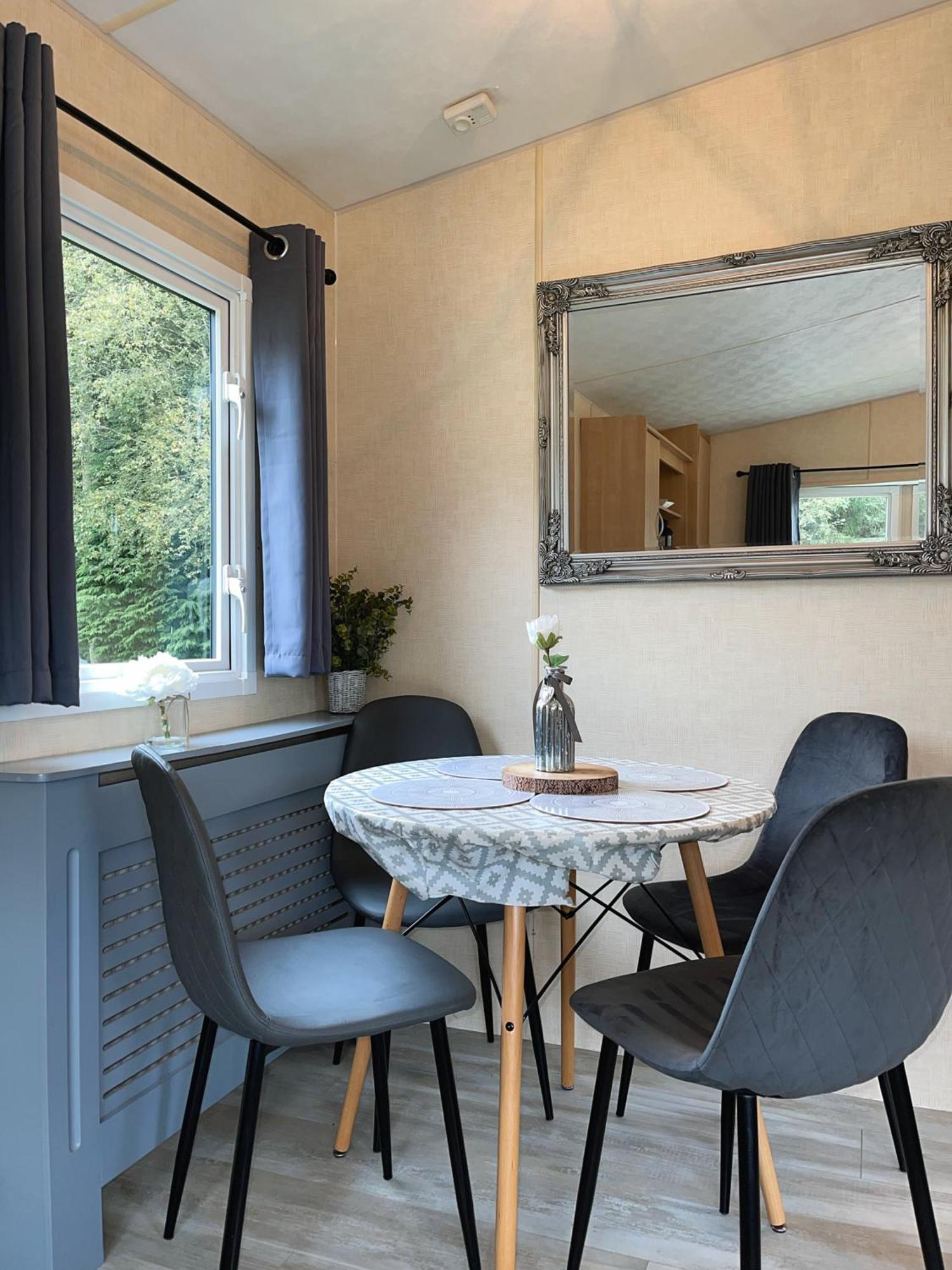Percy Wood Lodge With Hot Tub Near Alnwick Swarland 외부 사진