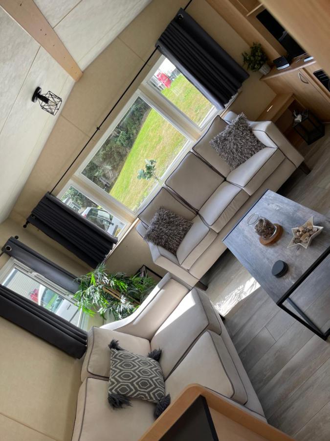 Percy Wood Lodge With Hot Tub Near Alnwick Swarland 외부 사진